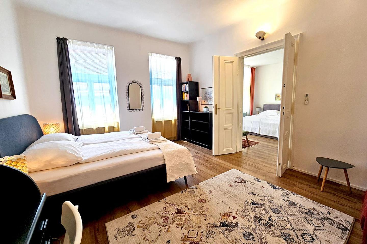 Vienna Palm Apartments Rum bild